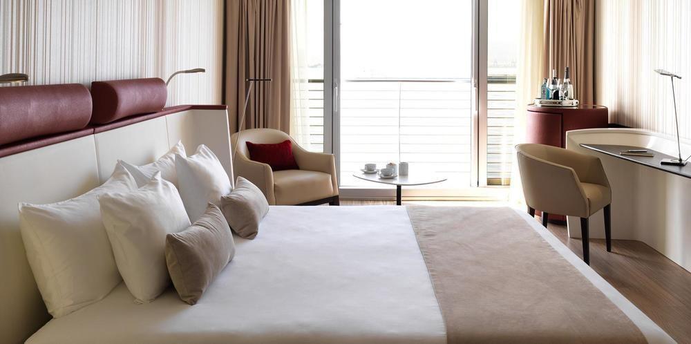 Hotel Sunborn Gibraltar Extérieur photo