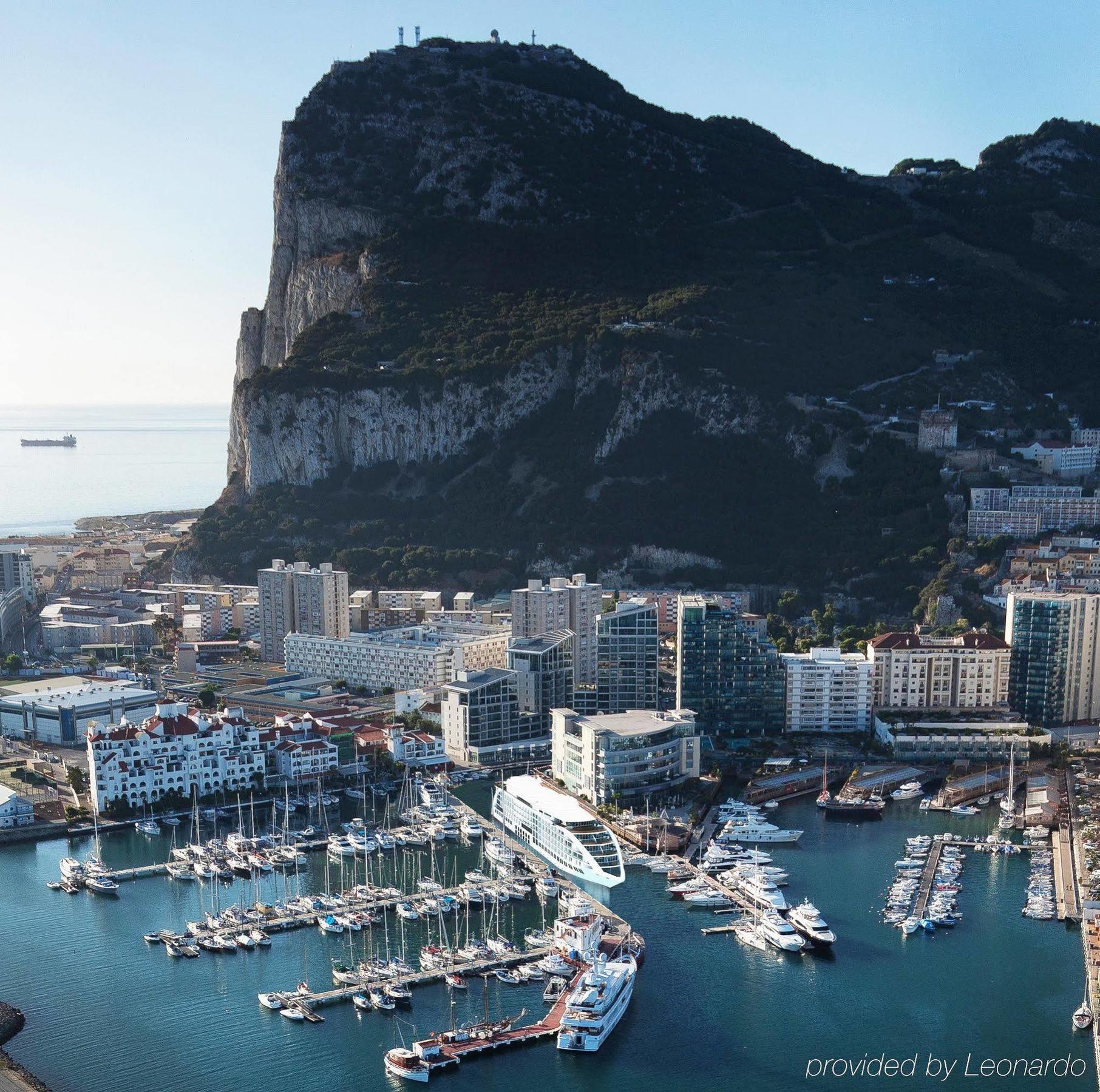 Hotel Sunborn Gibraltar Extérieur photo