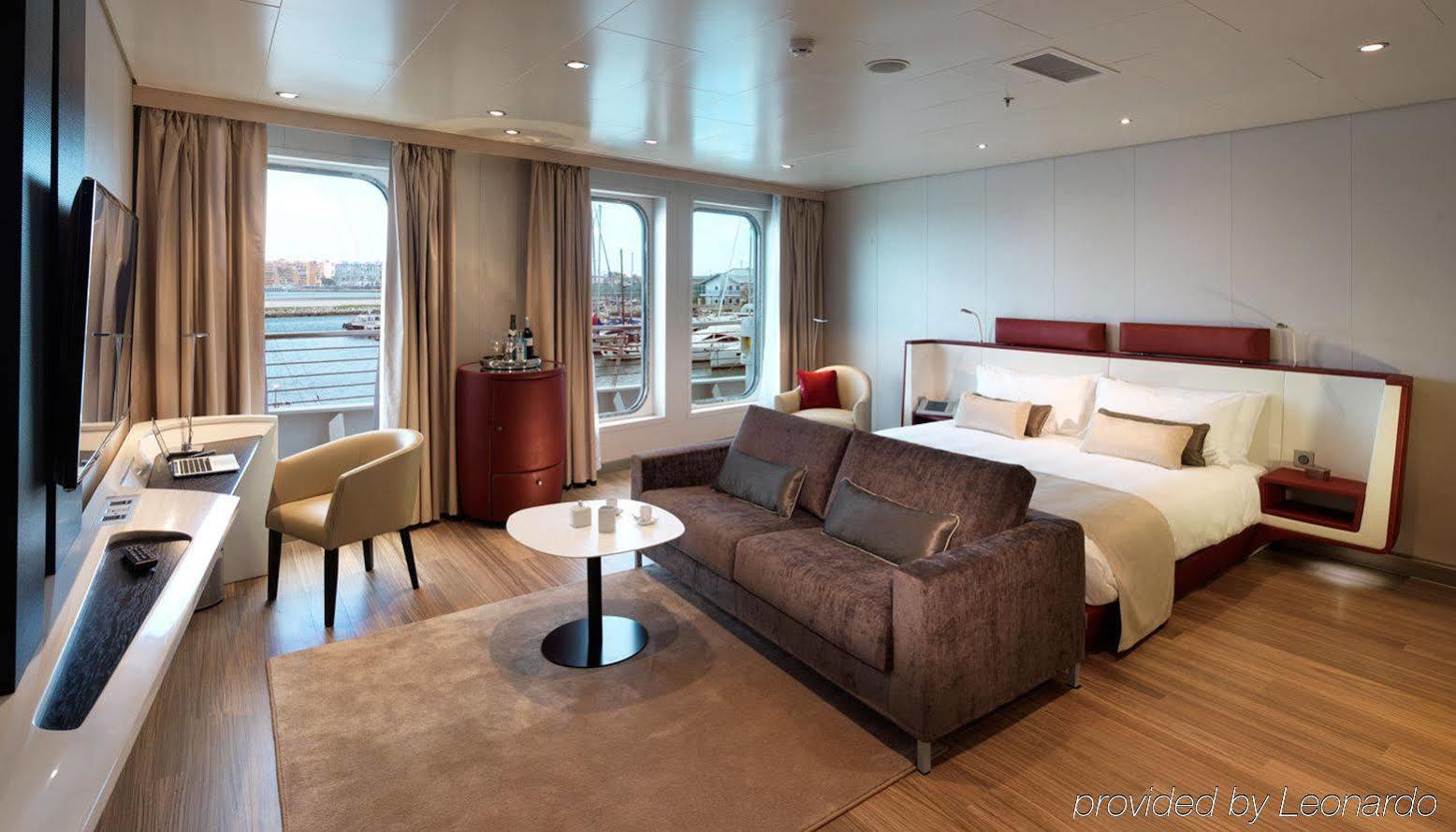 Hotel Sunborn Gibraltar Extérieur photo