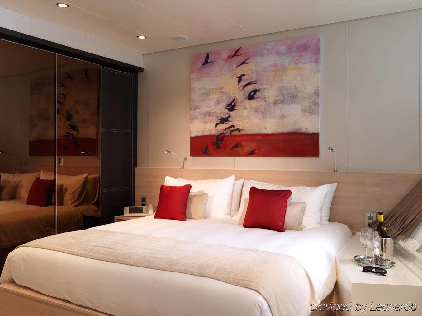 Hotel Sunborn Gibraltar Extérieur photo