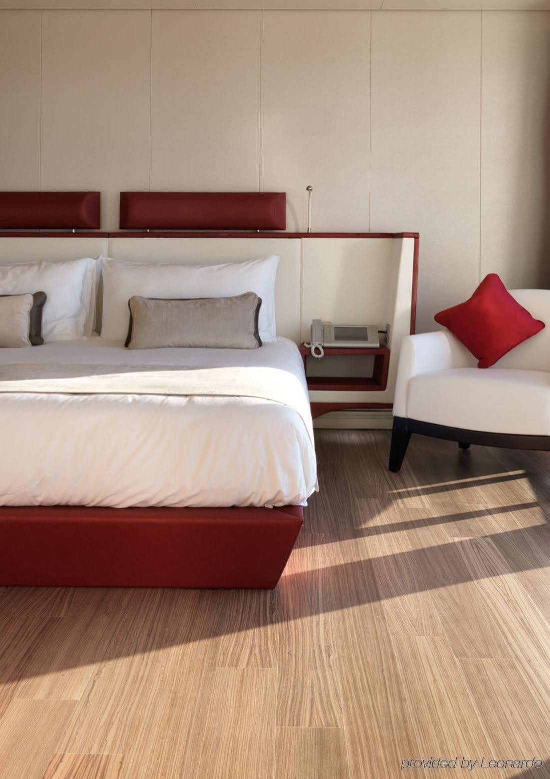 Hotel Sunborn Gibraltar Extérieur photo